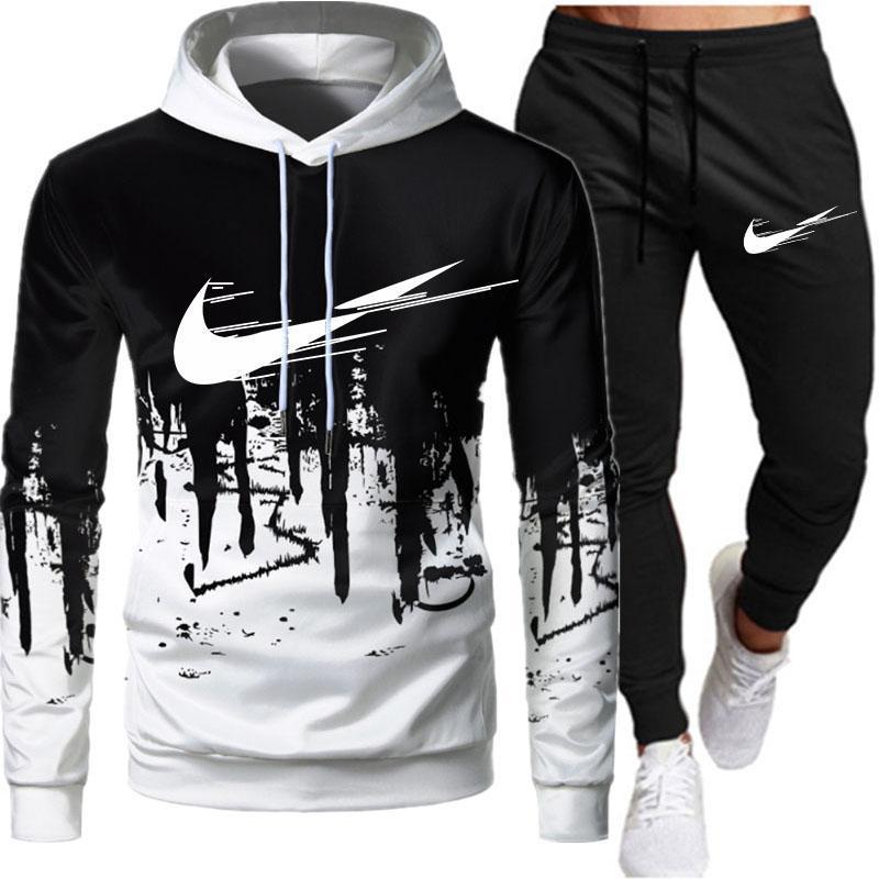 Winter Sweatshirt And Joggers